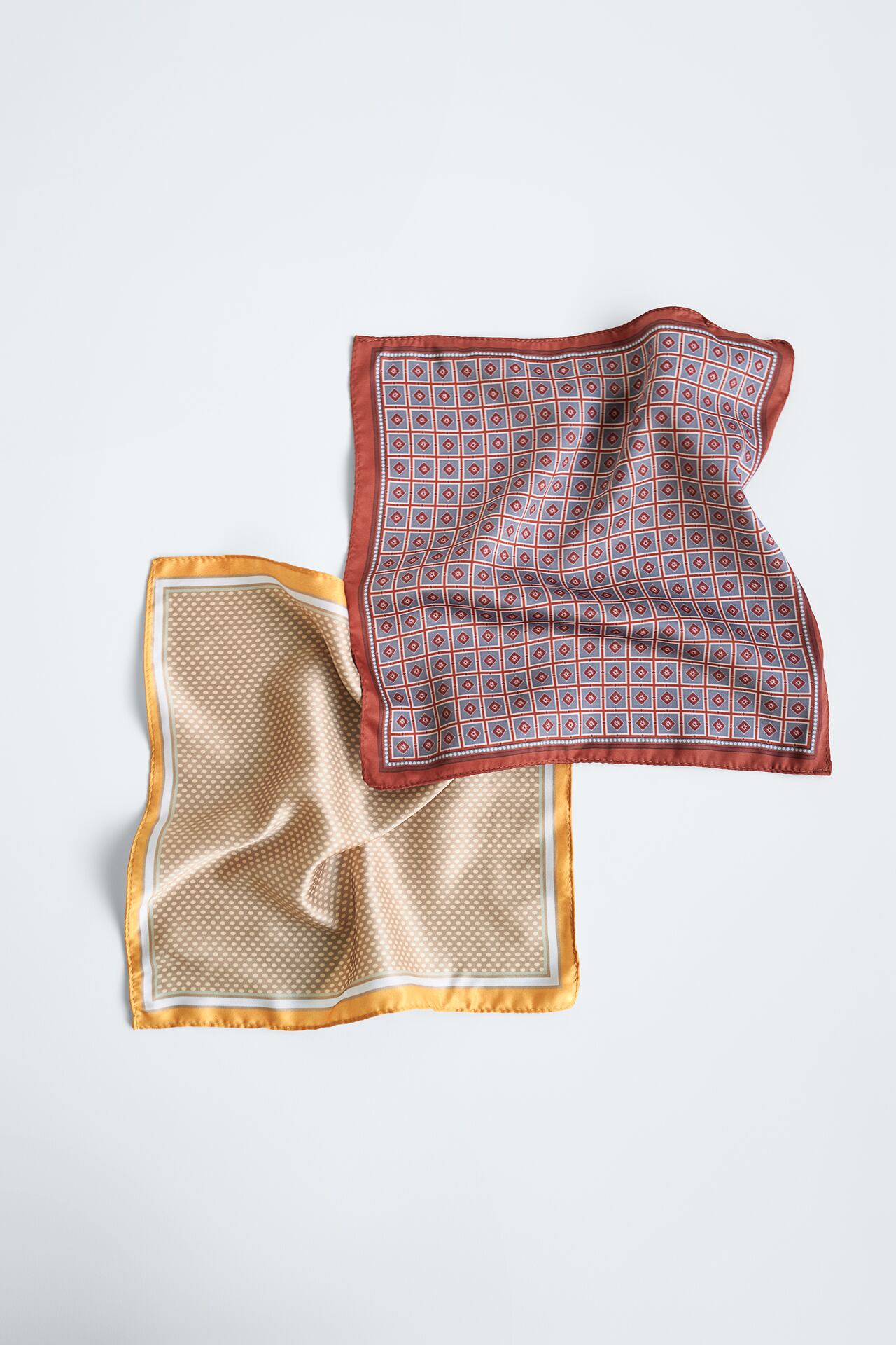 Image 1 of PACK OF PRINTED MINI POCKET SQUARES from Zara