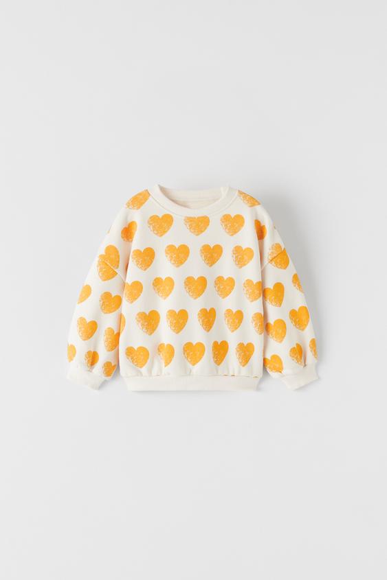HEART SWEATSHIRT