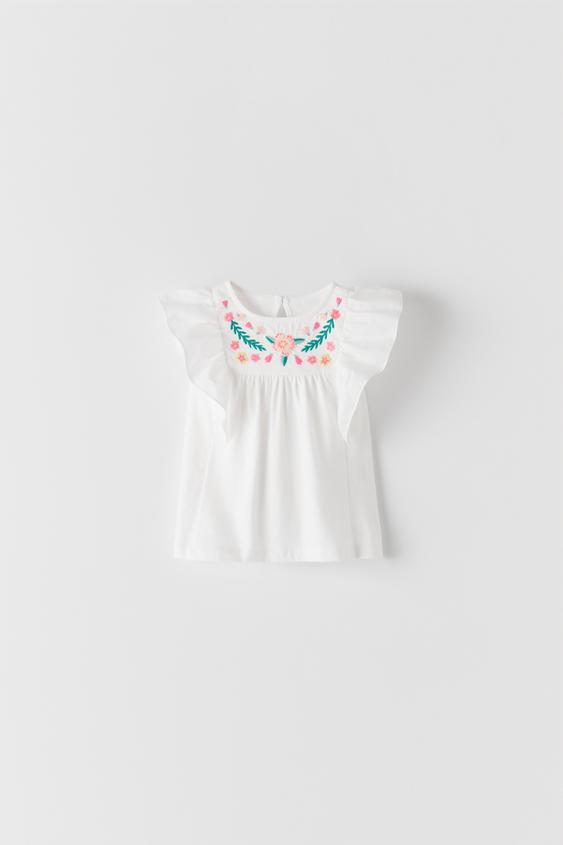 FLORAL EMBROIDERED TOP