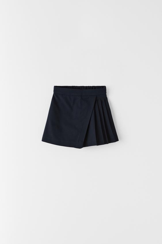 PLEATED BERMUDA SKORT