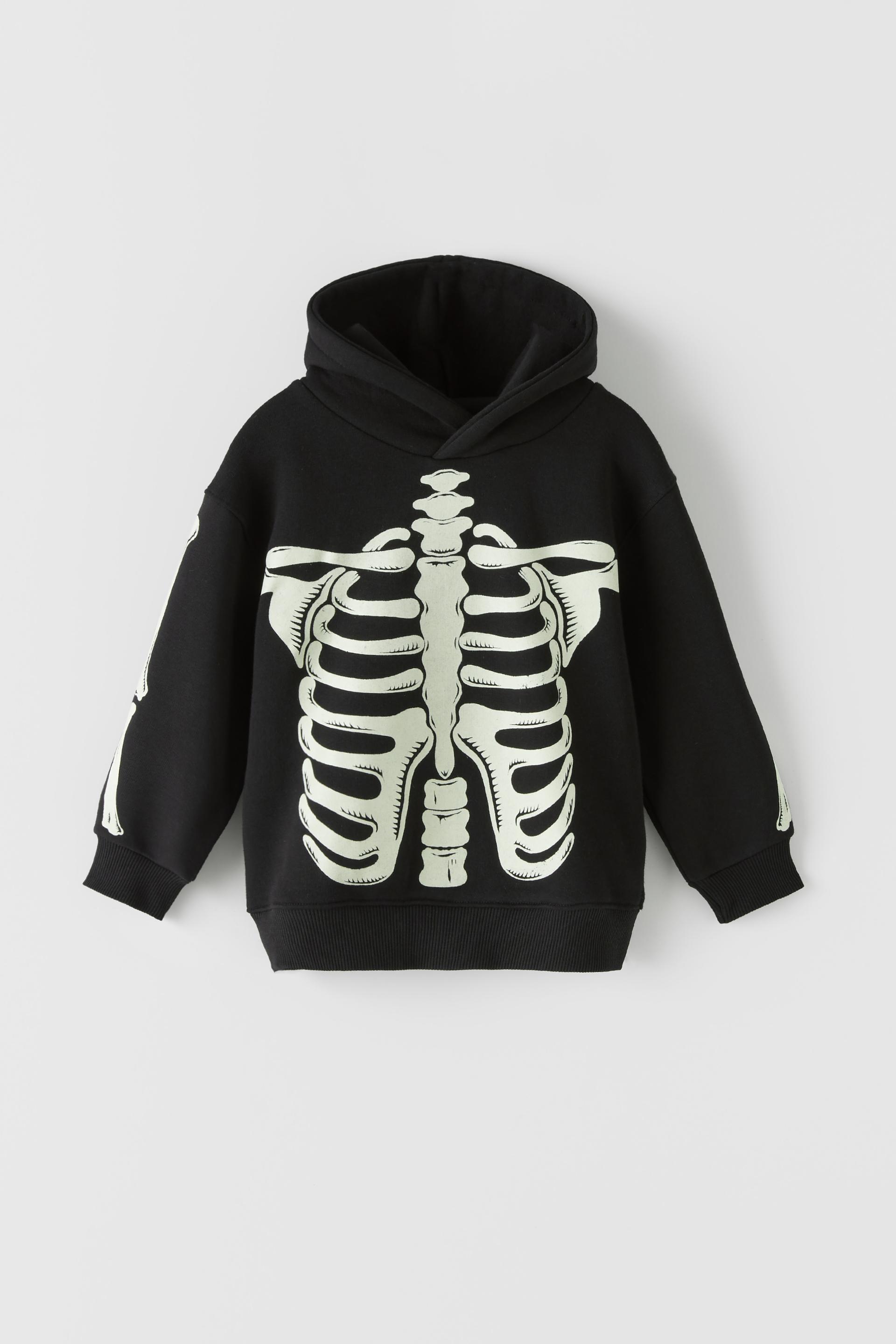 Karanlikta Parlayan Iskelet Baskili Kapusonlu Sweatshirt Zara Turkiye Turkey