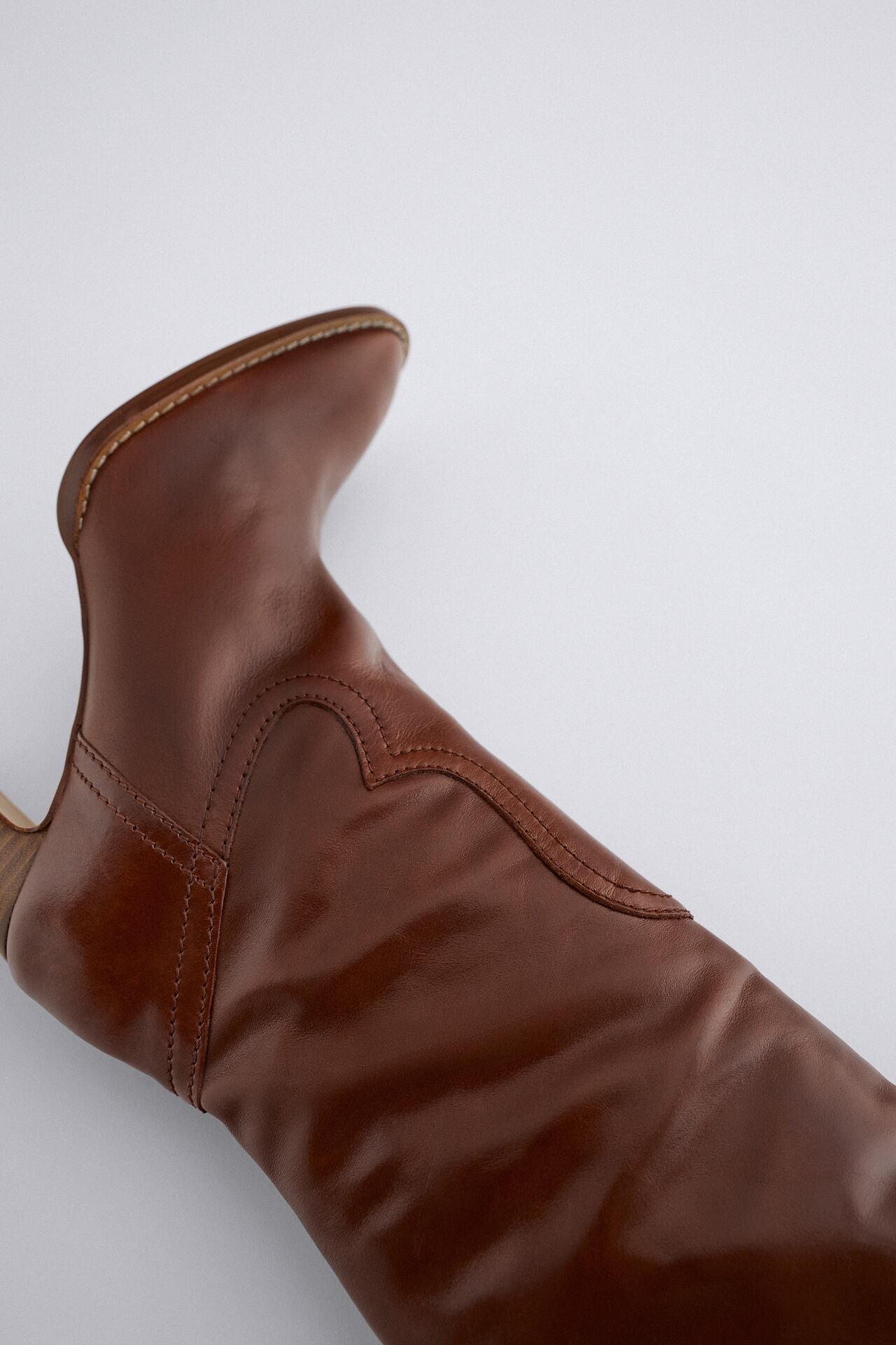 Image 4 of HIGH HEEL LEATHER BOOTS from Zara