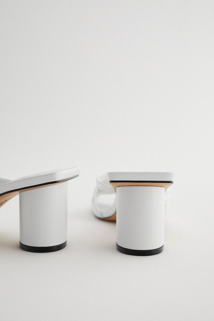 Round Heel Leather Sandals Zara Israel