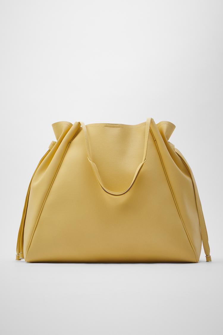 BOLSO SHOPPER FRUNCIDO NUDO LATERAL de Zara