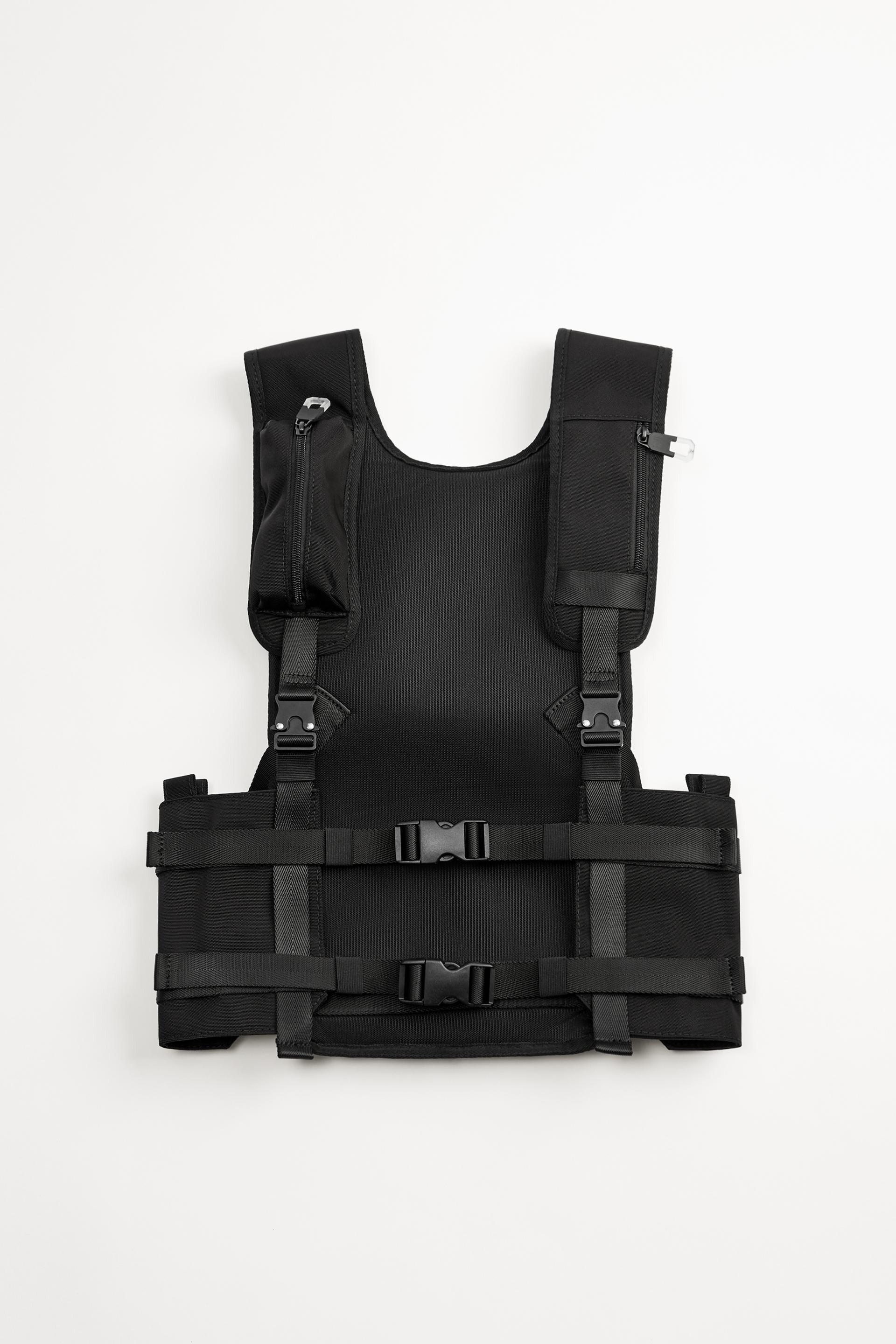 Schwarzer Rucksack Mit Mehreren Fachern Zara Deutschland Germany