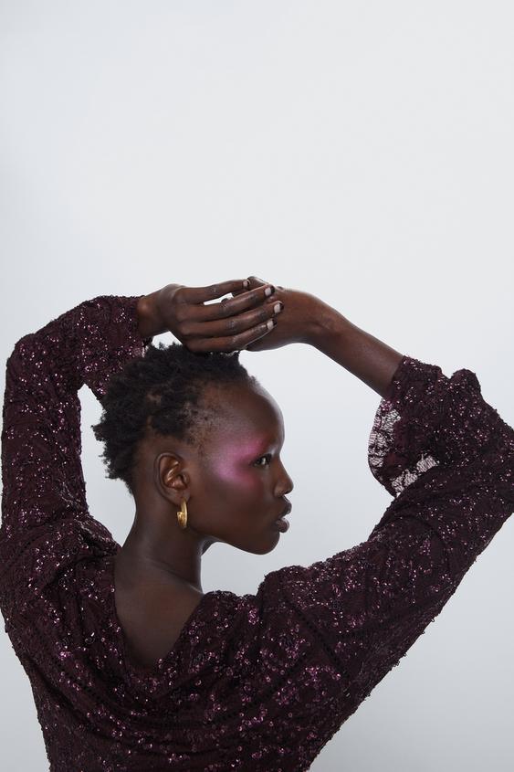 Gynaikeia Kokkina Foremata Zara Ellada