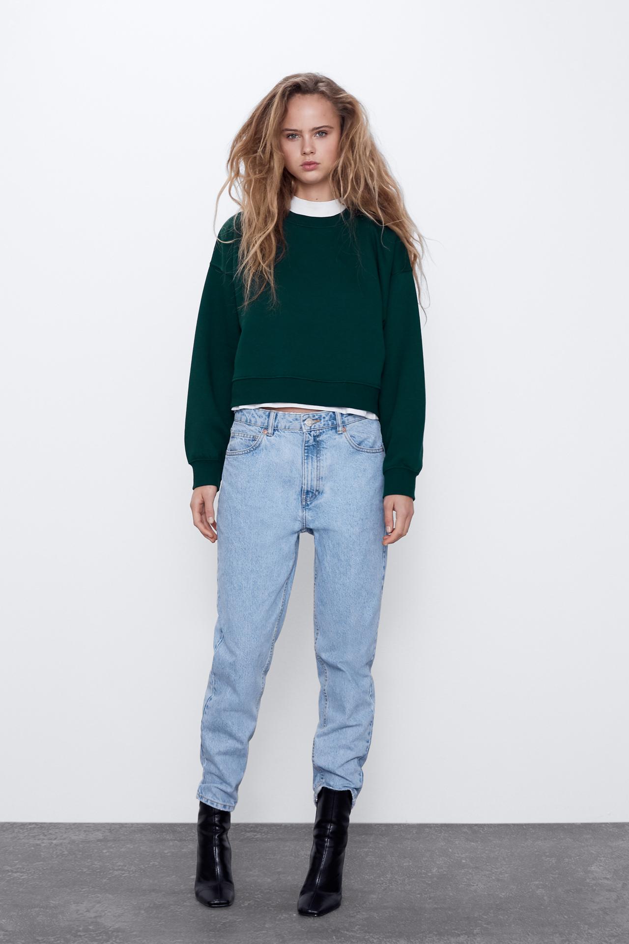 Image 1 of CROPPED SWEATSHIRT from Zara