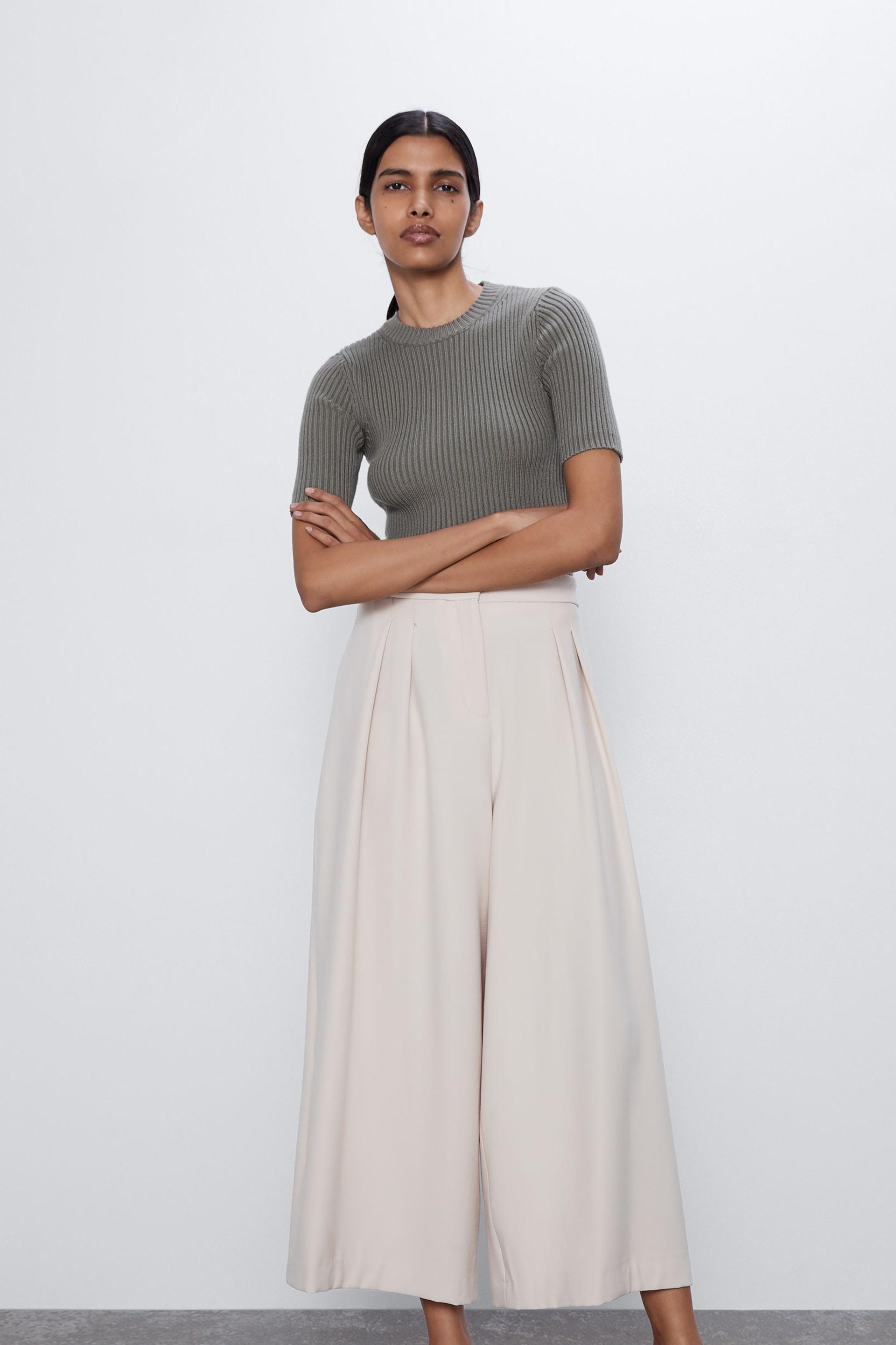 بنطلون أصفر غامق بأزرار نسائي In 2020 Fashion Pants