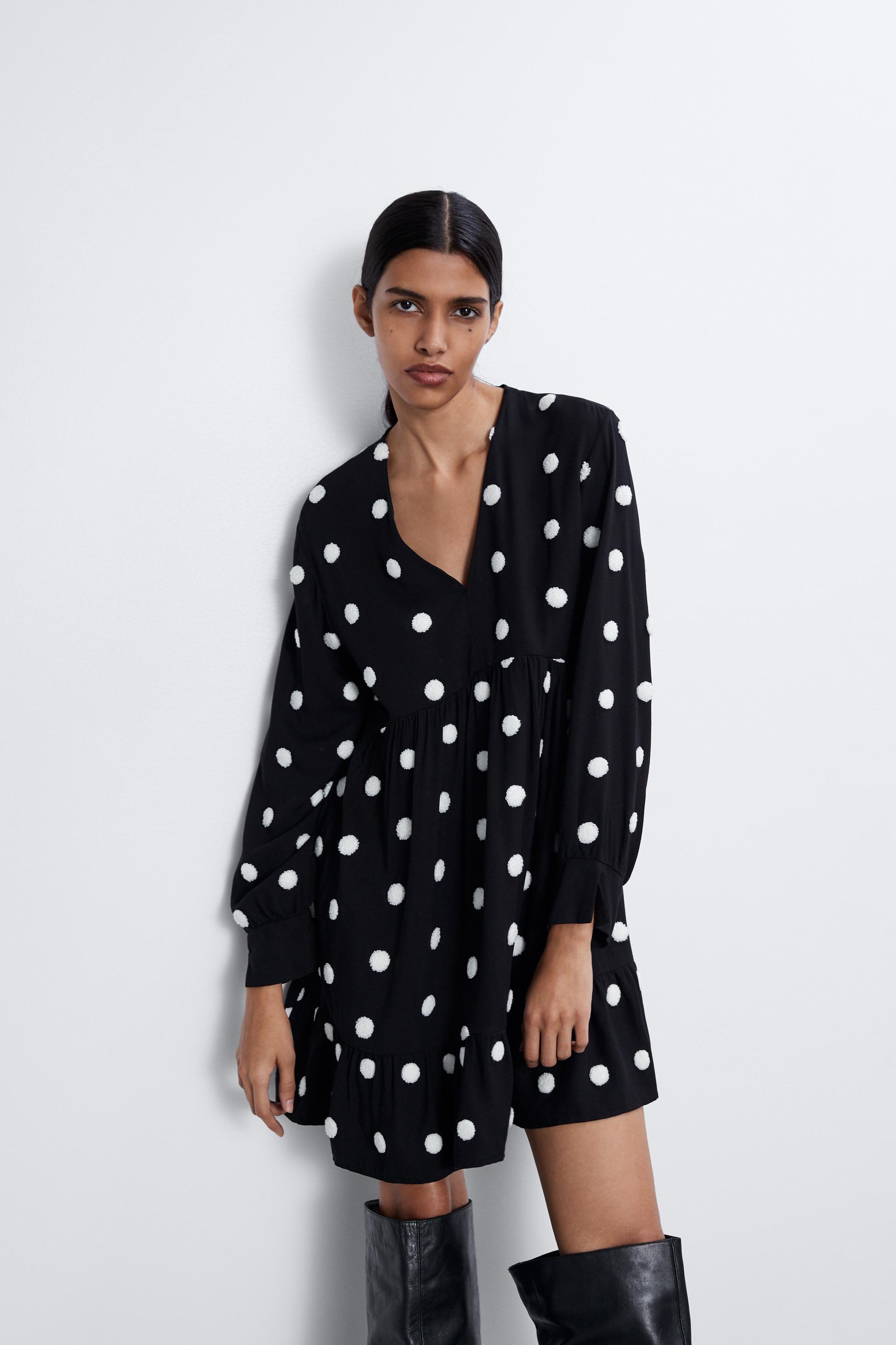 Zara Kleid Punkten Zara Kleid Punkten