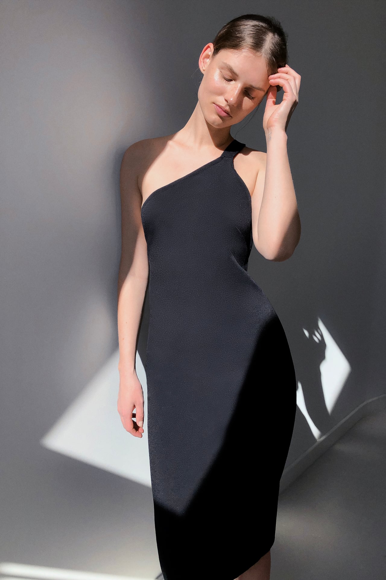 Image 3 of ASYMMETRIC DRESS from Zara