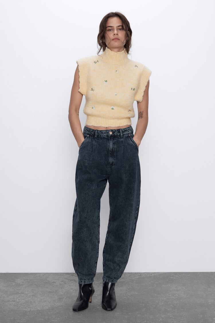 Image 1 of Z1975 AUTHENTIC SLOUCHY JEANS WITH PLEATS from Zara