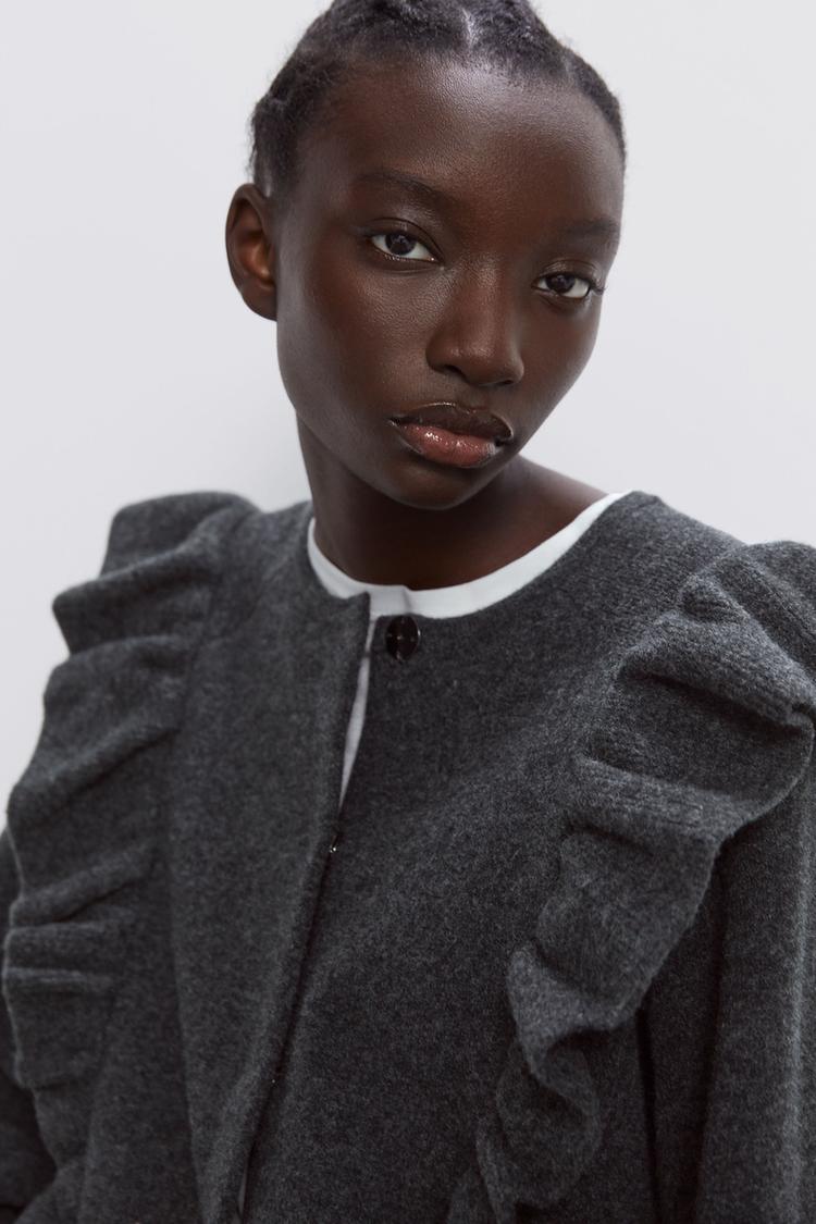 Image 4 of KNIT COAT WITH RUFFLE TRIMS from Zara