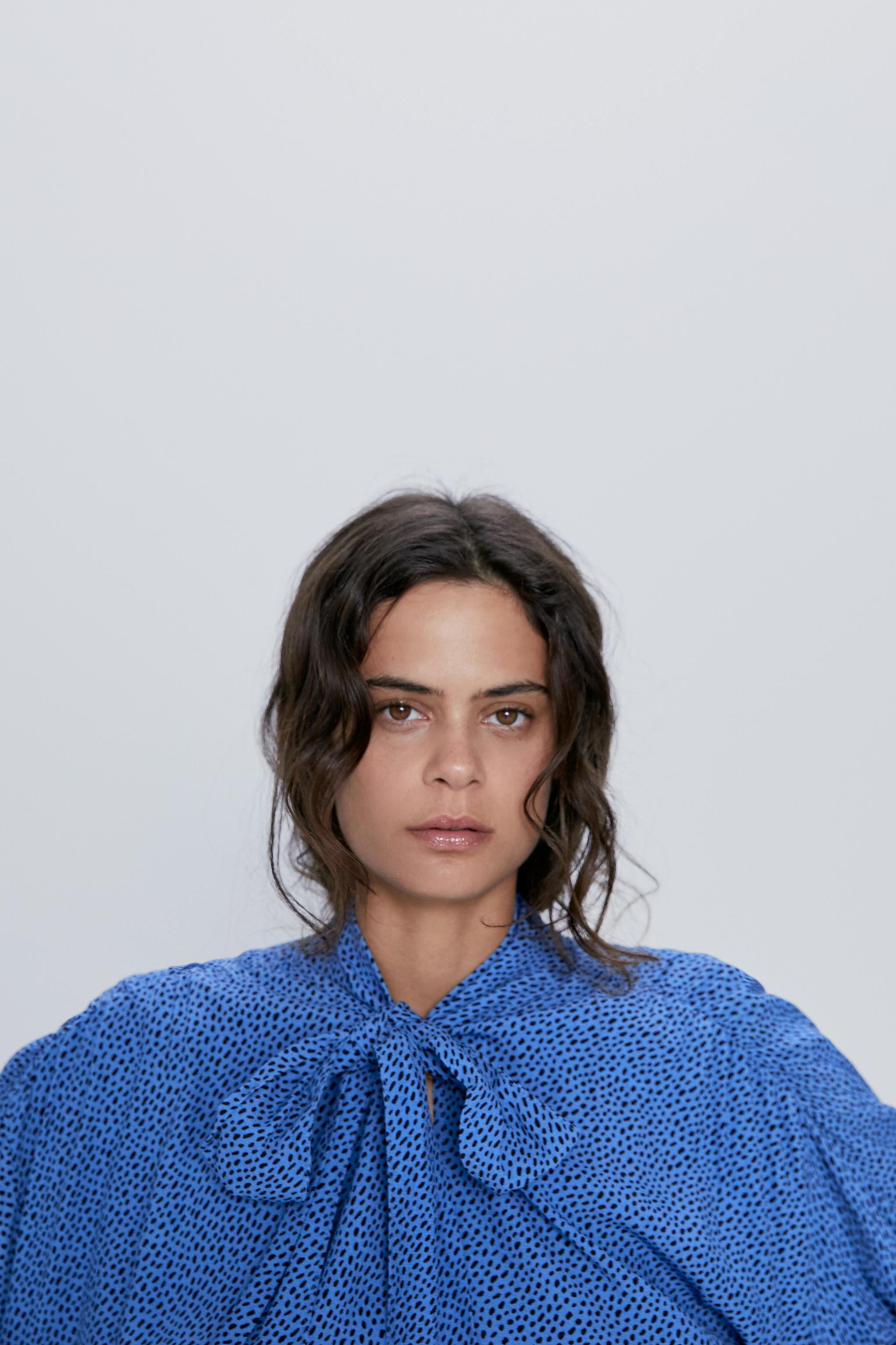 PRINT BLOUSE WITH BOW