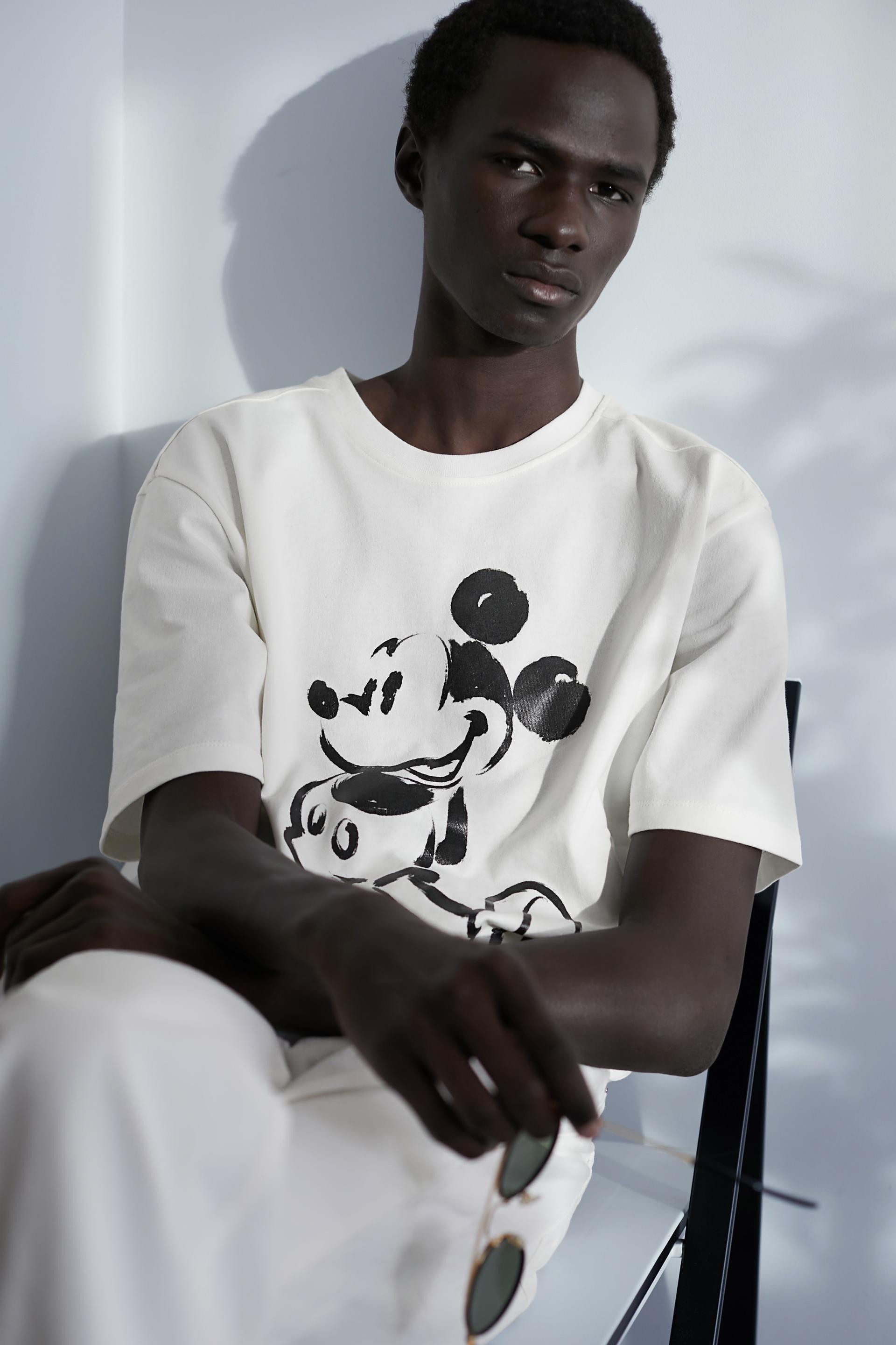ミッキーマウス C ディズニー Tシャツ Zara Japan 日本