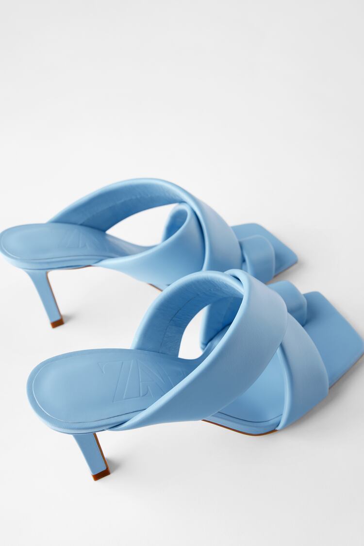 Image 4 of PADDED LEATHER HIGH-HEEL SANDALS from Zara