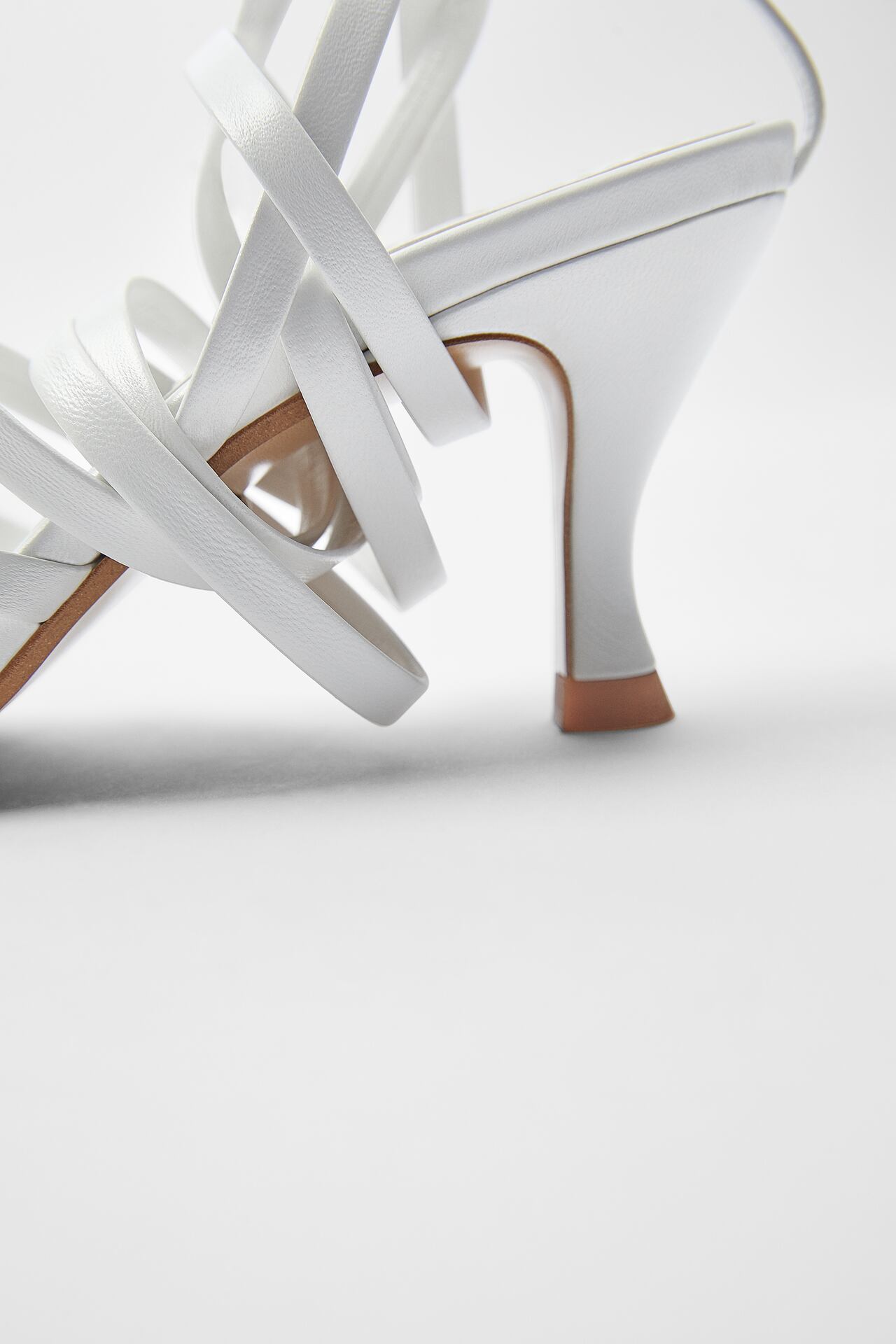 Image 4 of LEATHER HIGH-HEEL SANDALS WITH SQUARE TOES from Zara