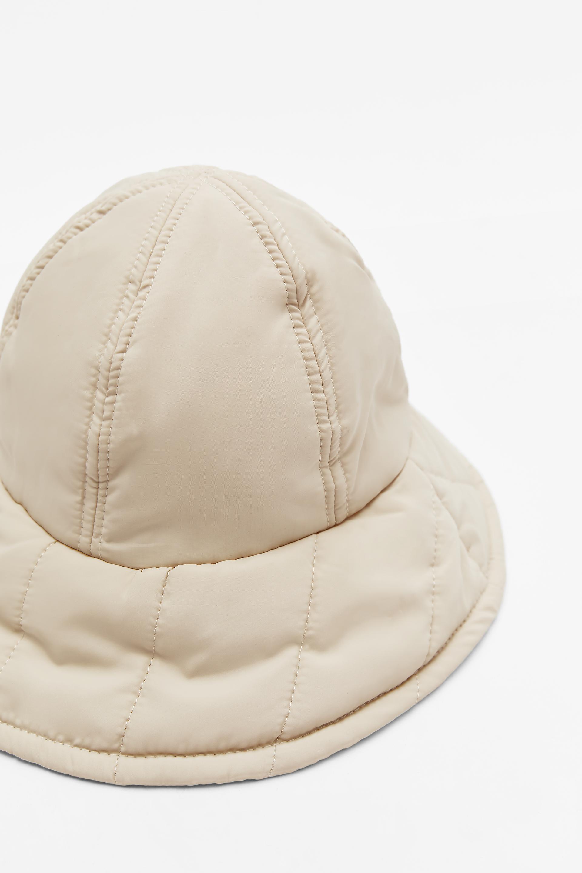 QUILTED BUCKET HAT - Ecru | ZARA Australia