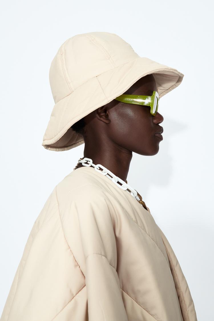Los 10 complementos imprescindibles de Zara para este invierno 9 Merca2.es 0653274712 2 1 1 Merca2.es