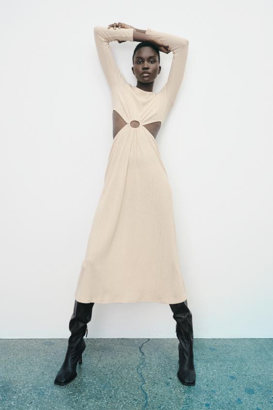 VESTIDO DRAPEADO CUT OUT - rosa claro | ZARA España