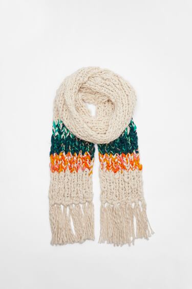 KNIT SCARF WITH FRINGES