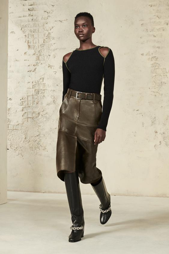 El abrigo largo más famoso de Zara y otras prendas que son una pasada 8 Merca2.es 4566200800 1 1 1 Merca2.es