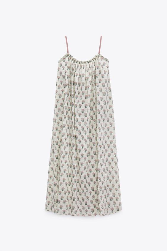 Voluminous printed dress zara clearance