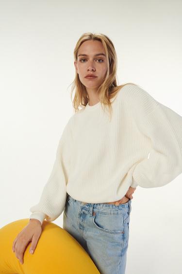 zara white sweater