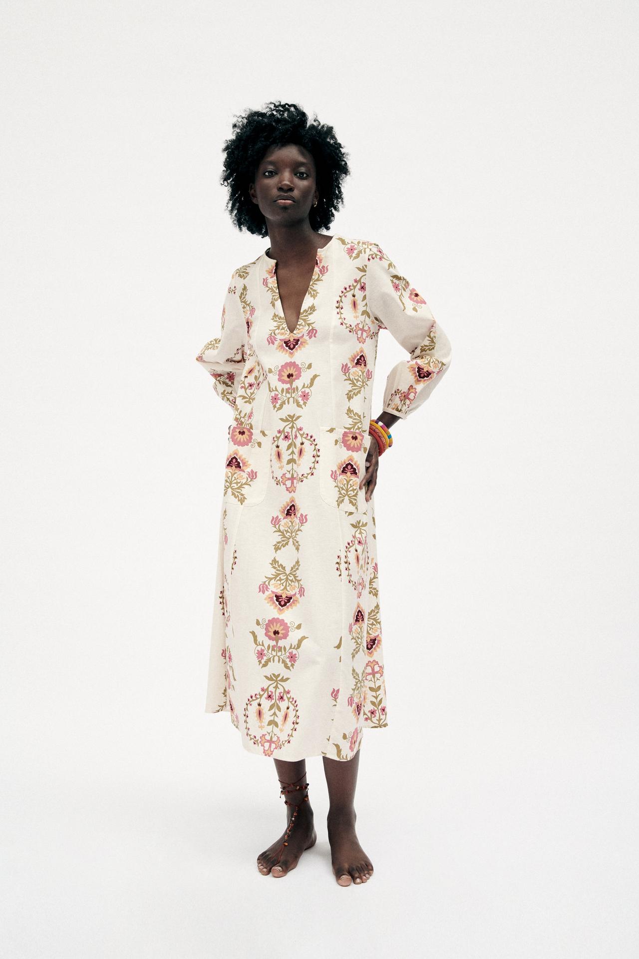 Image 0 of FLORAL PRINT DRESS from Zara