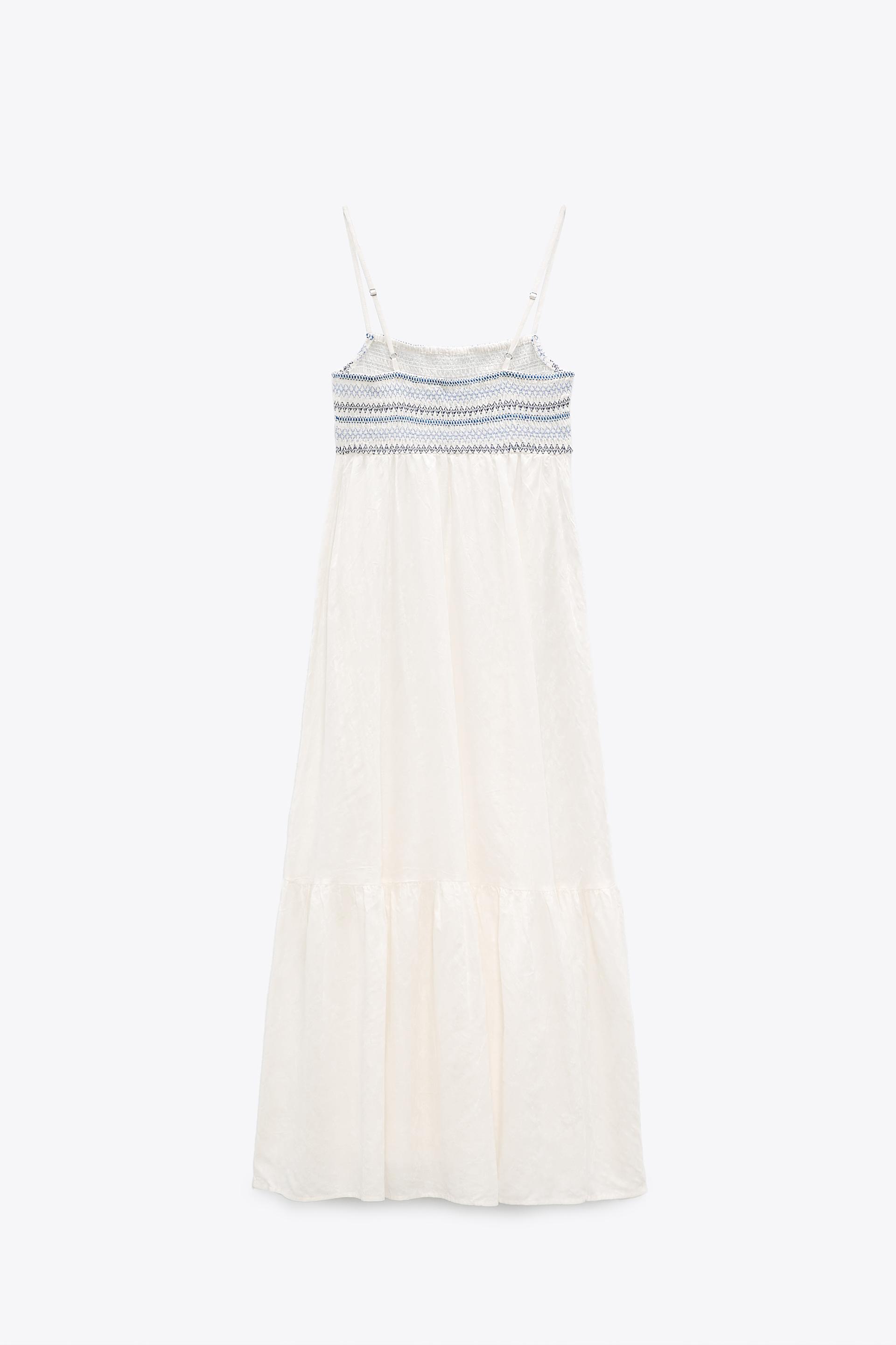 Voluminous midi dress Clearance