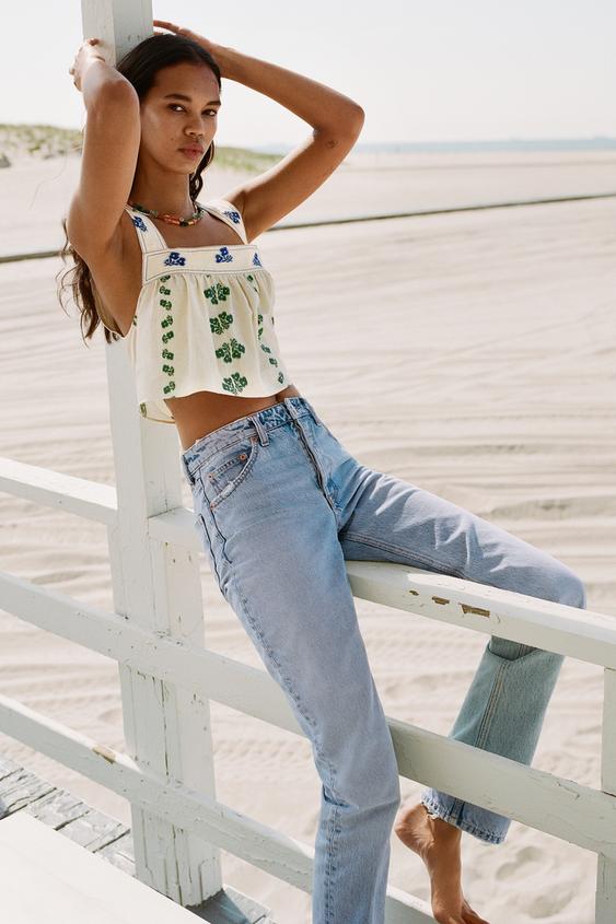 ZARA的图片 1 名称花卉刺繡上衣