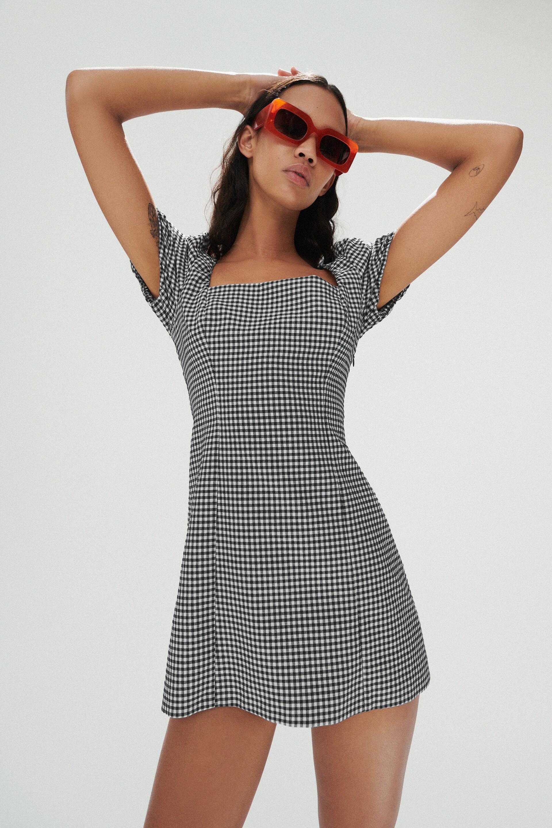 ギンガムチェック柄ワンピース ブラック ホワイト Zara Japan 日本 ギンガムチェック柄ワンピース ブラック ホワイト Zara Japan 日本