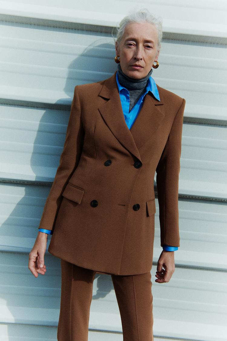 Εικόνα 1 του ΜΠΛΕΪΖΕΡ ΜΕ ΣΤΑΥΡΩΤΟ ΚΟΥΜΠΩΜΑ SPECIAL EDITION από Zara