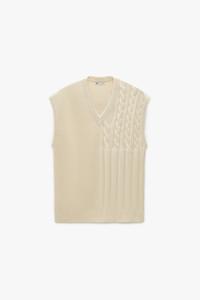 CHALECO BORDADO LETRA - Crudo | ZARA Chile