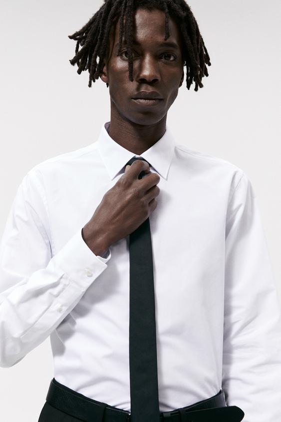 Gravata preta lisa, da Zara