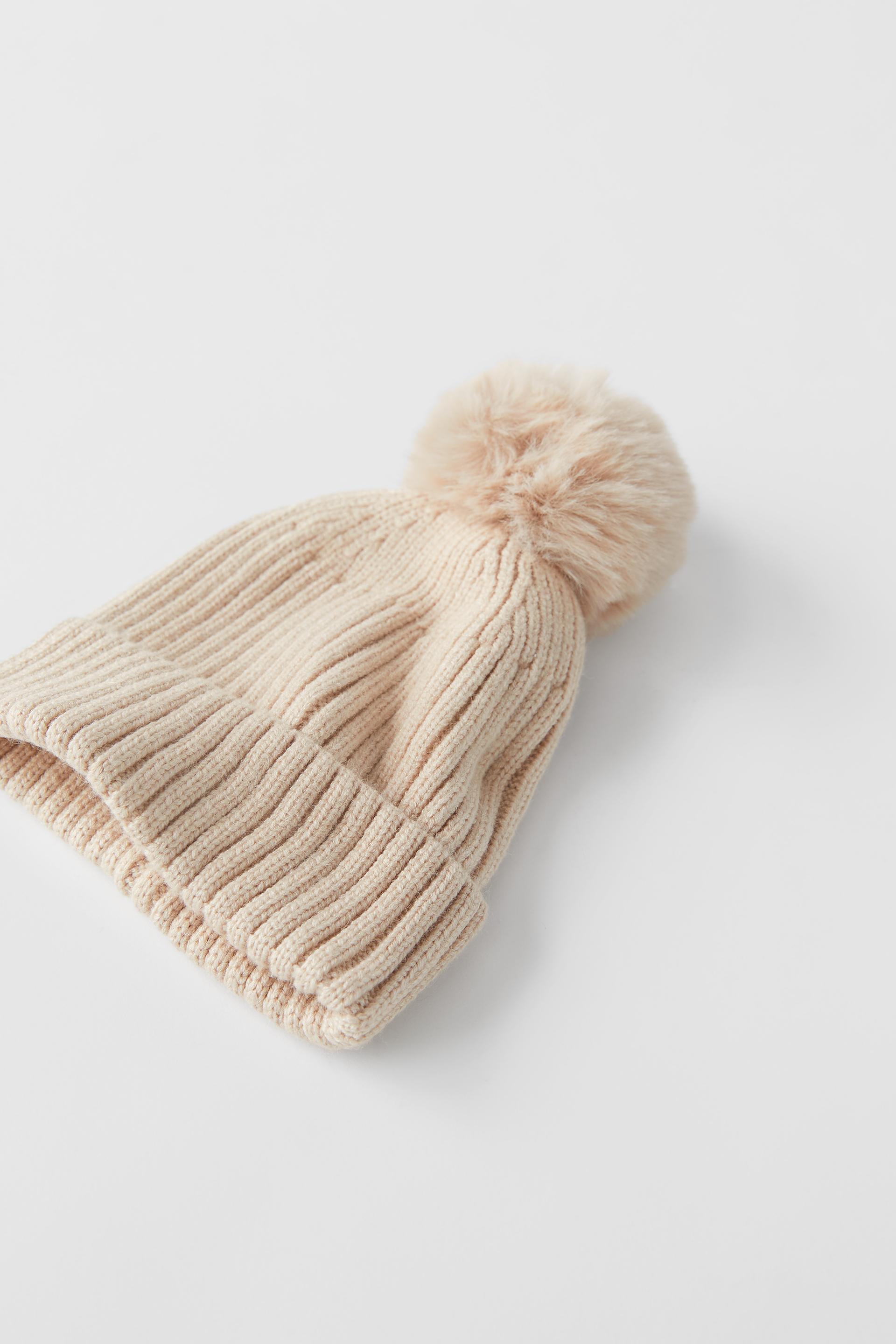 KNITTED POMPOM HAT - Grey | ZARA South 