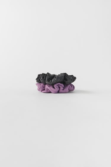 TWO-PACK OF QUILTED SCRUNCHIES