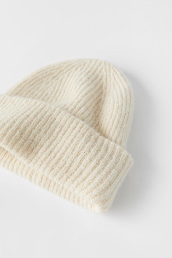 RIBBED KNIT BEANIE - Ecru | ZARA South 