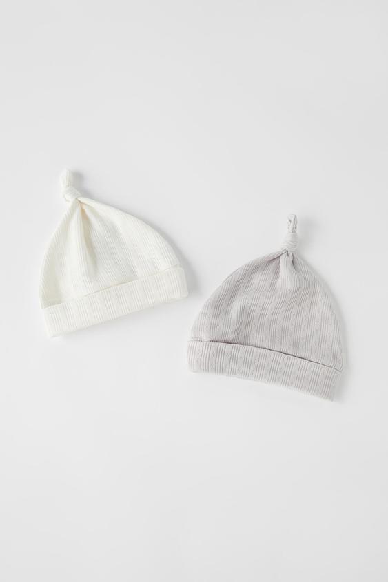TWO-PACK OF NEWBORN KNOTTED HATS 