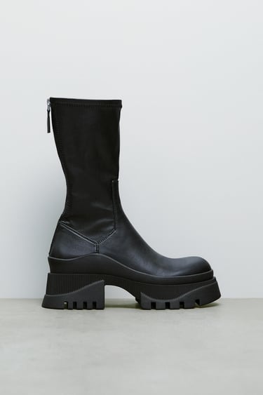 LUG SOLE ANKLE BOOTS