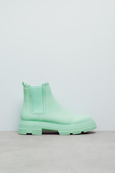 Botas engomadas para mujer | ZARA Chile
