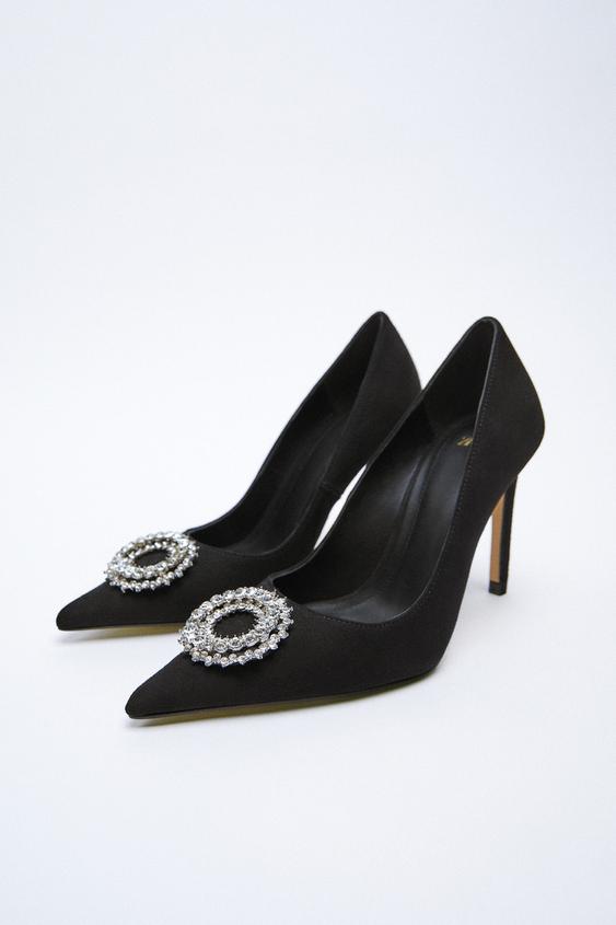 Doce zapatos exclusivos y baratos de Zara para ser la reina de la fiesta 12 Merca2 zapato zara