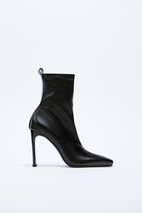 BOTÍN TACÓN PUNTA CUADRADA - Negro | ZARA Chile