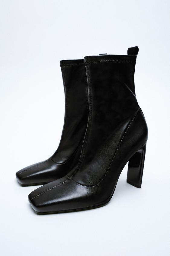 BOTÍN TACÓN PUNTA CUADRADA - Negro | ZARA Chile