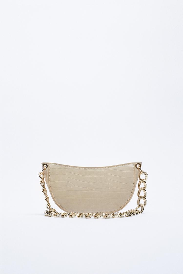 Zara: 10 bolsos a 9,99 euros para que elijas el que más te guste 10 Merca2.es Zara