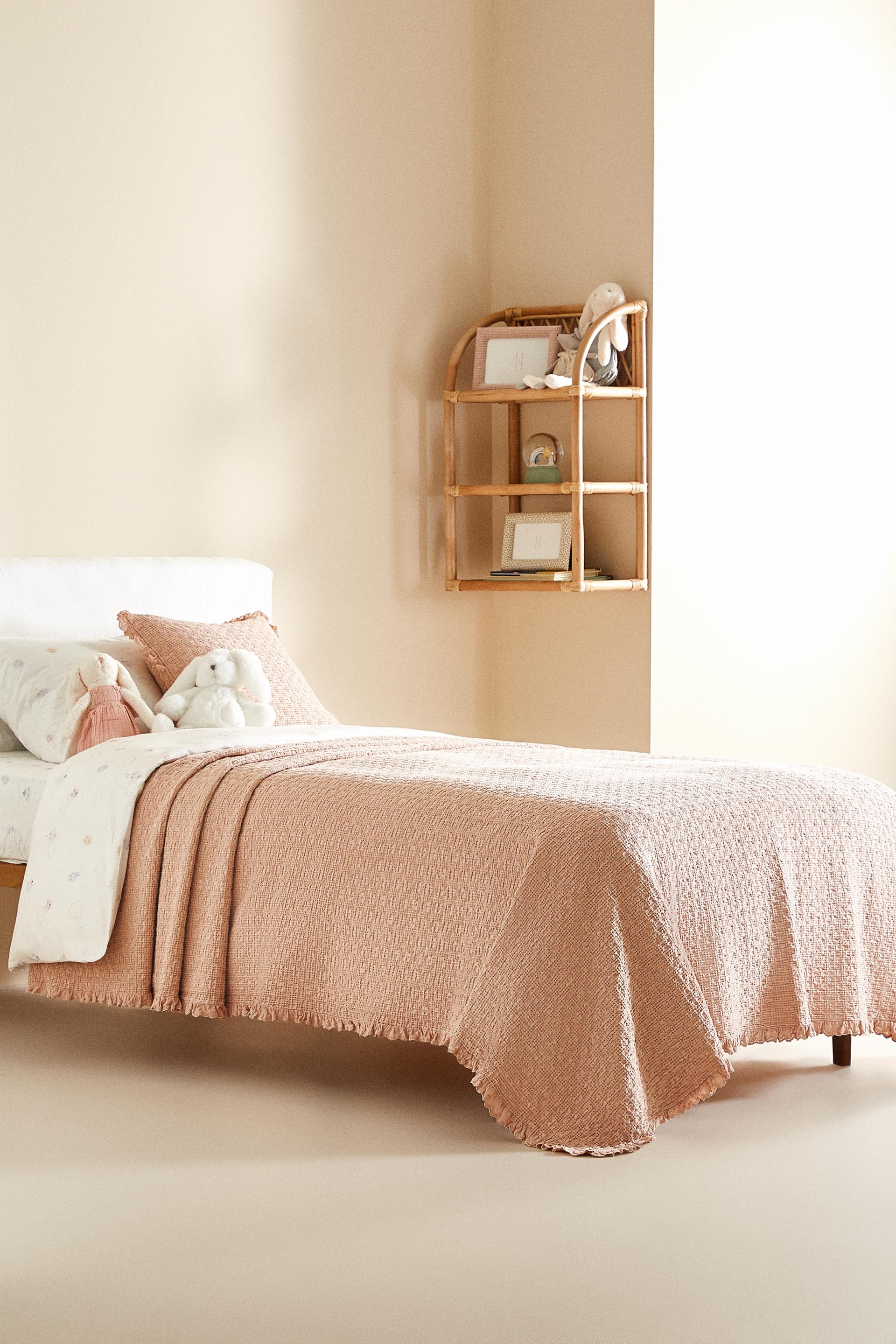 フラワージャカード ベッドスプレッド ペールピンク Zara Japan 日本 フラワージャカード ベッドスプレッド ペールピンク Zara Japan 日本