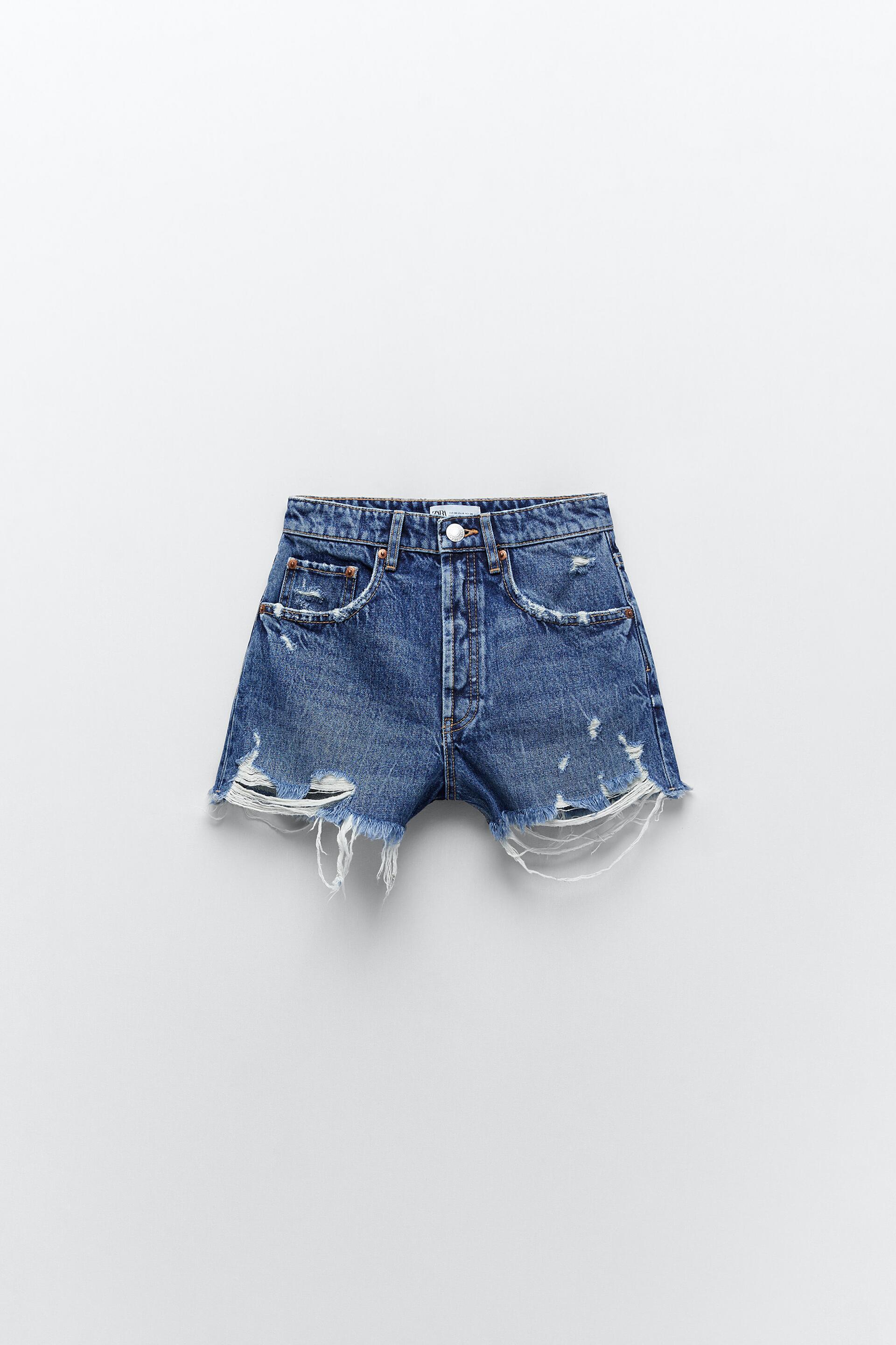 HIGH-RISE FRAYED DENIM SHORTS 