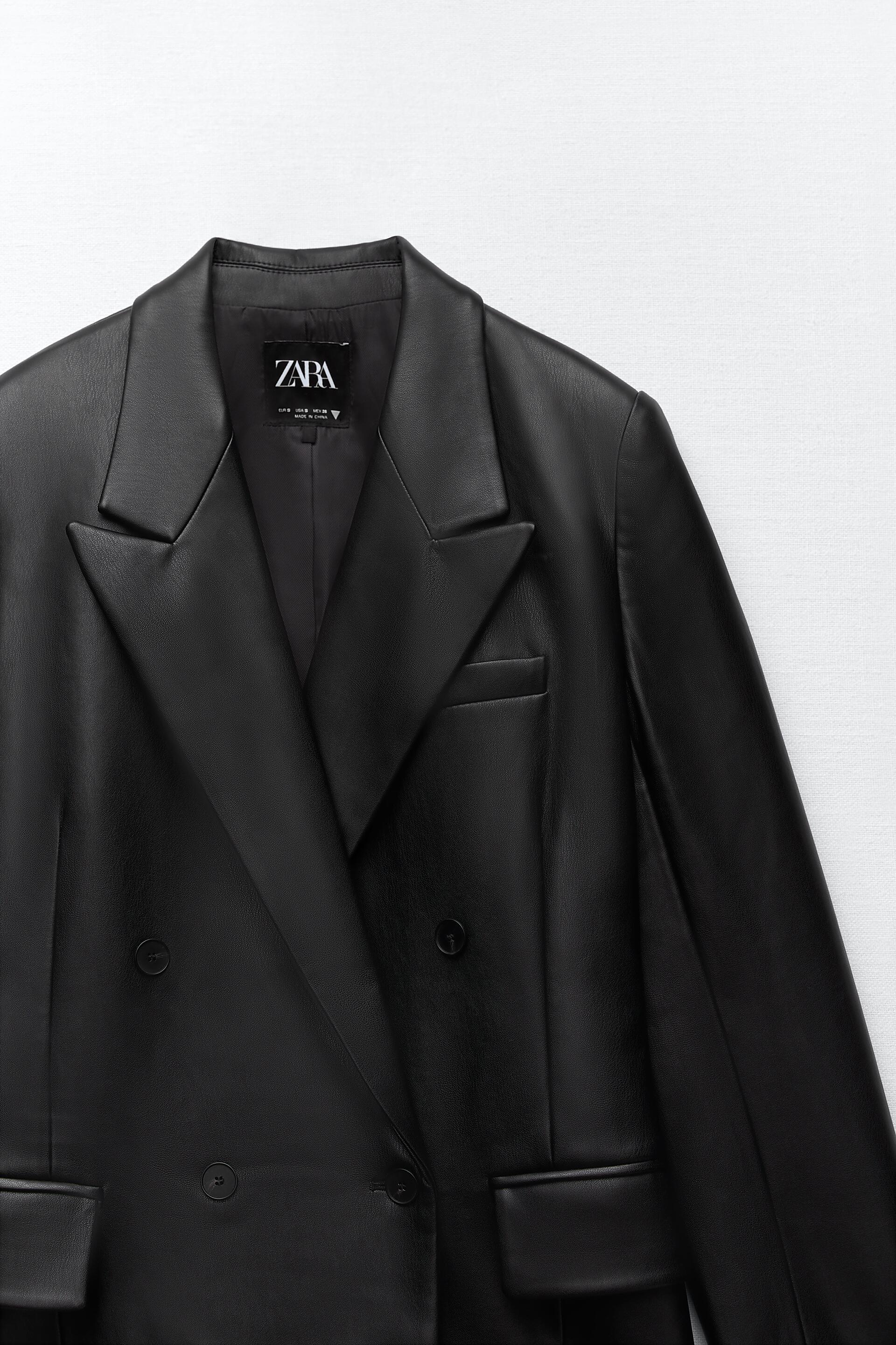 BLAZER EFECTO PIEL - Negro | ZARA Chile