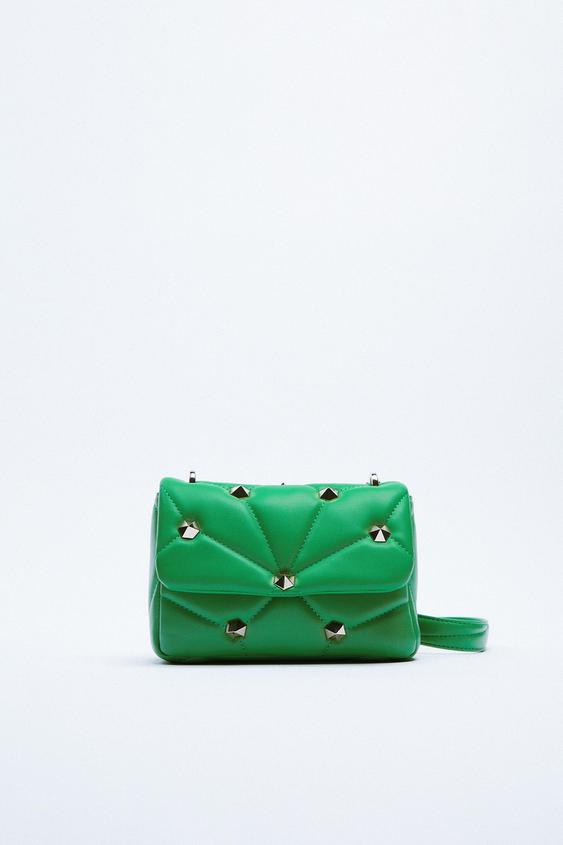 Imagem 0 de BOLSA TIRACOLO ACOLCHOADA COM TACHAS da Zara