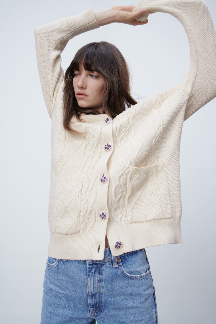 Image 1 of KNIT TOP WITH EMBROIDERY from Zara