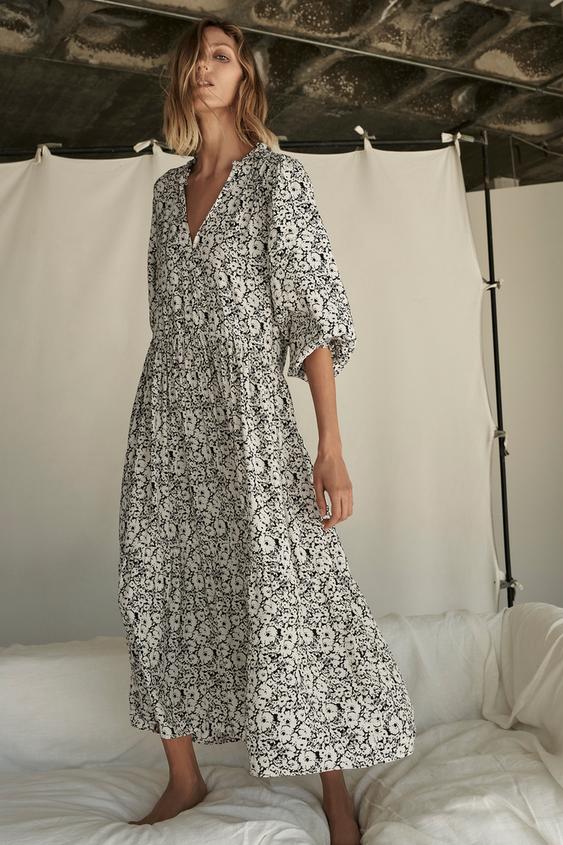 プリント柄オーバーサイズワンピース Zara Japan 日本 プリント柄オーバーサイズワンピース Zara Japan 日本